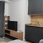 아파트 Xe Urban Nest 티라나