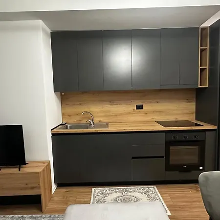 Xe Urban Nest تيرانا
